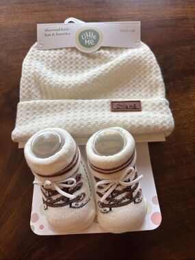 Little Me Cream Knit Hat and Sneaker-Style Booties Set